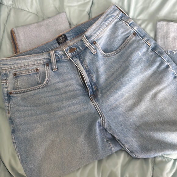 J. Crew Denim - J Crew Essential Straight Jean